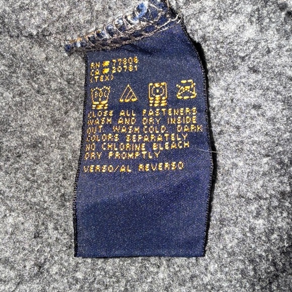 Tommy Hilfiger Mens L Gray Fleece Quarter Zip Pullover Crest Logo Sweater - Picture 3 of 10